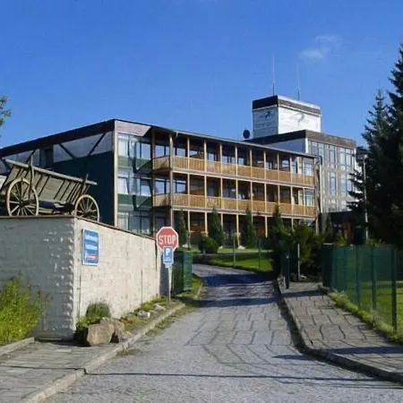 Hotelferienanlage Friedrichsbrunn-3